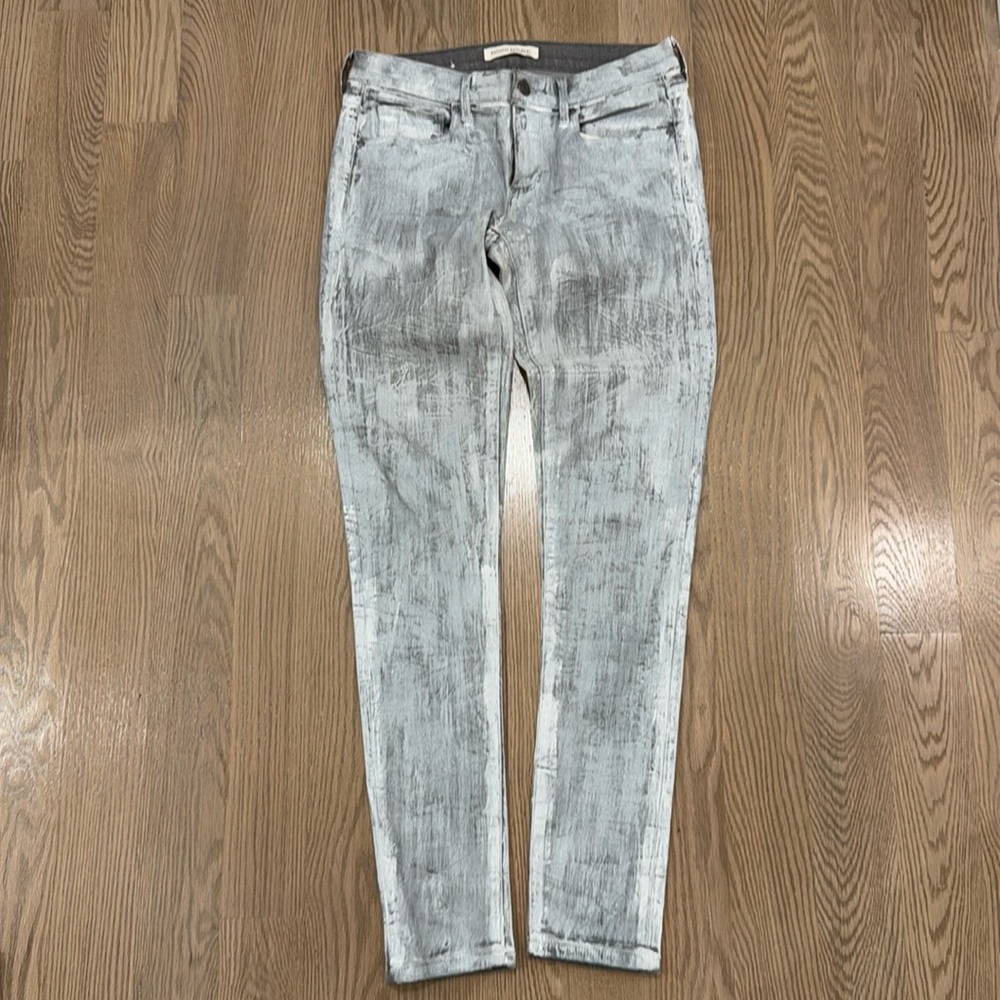Banana republic, stretchy, skinny jeans, distressed, gray look, only worn once!
